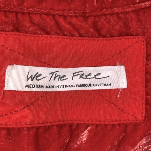 We the free crushed velvet red top medium oversized - Picture 6 of 15